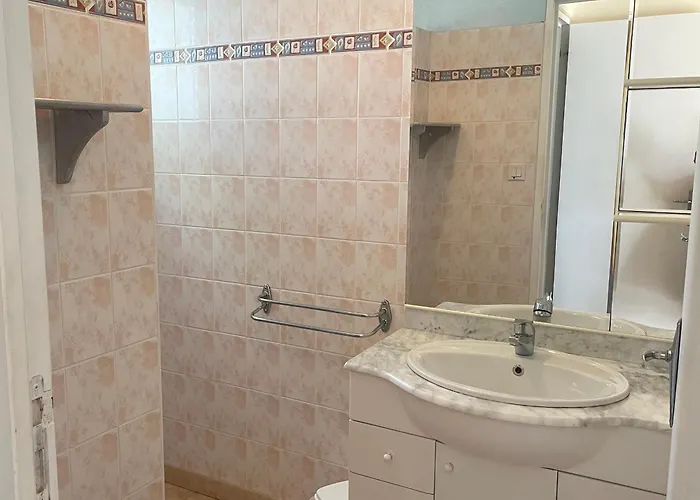 Casa de Férias Maison De Plain-pied 4 Pers., Proche Centre Et - Fr-1-231-270